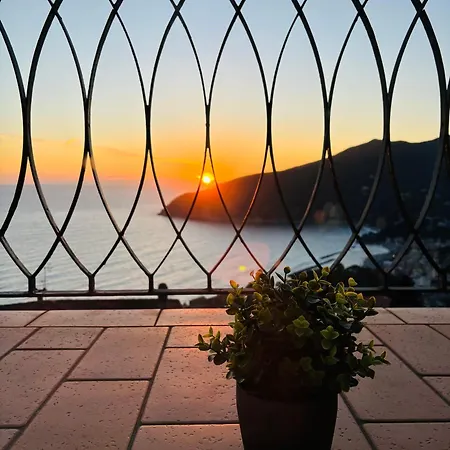 Appartamento Moneglia Rebecca Holidays Exterior photo
